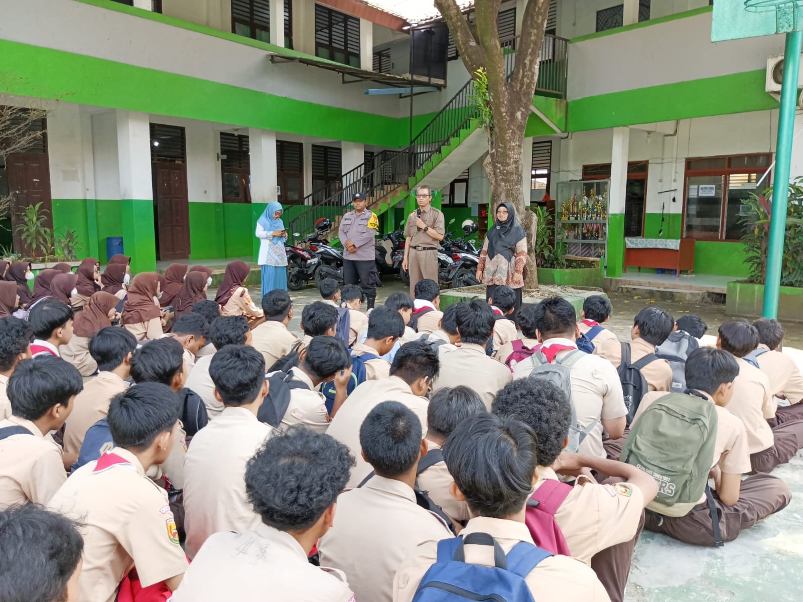 WhatsApp Image 2024-05-15 at 11.00.44